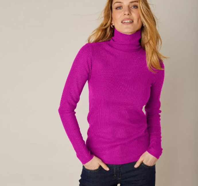 Můžete také zvolit žebrovaný pulovr s rolákem. Blancheporte, 405 Kč