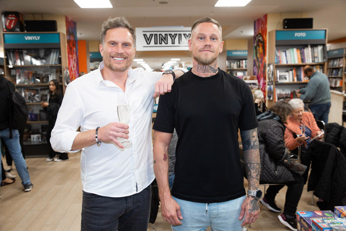 Adam Raiter s kamarádem ze Survivoru Tomášem Zástěrou. 