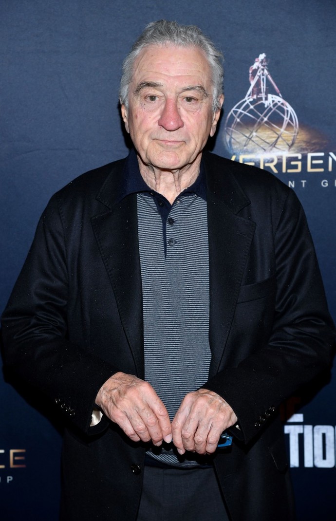 Robert De Niro je otcem šesti dětí, přičemž tři (dvojčata a dceru) z nich přivedla na svět náhradní matka. 