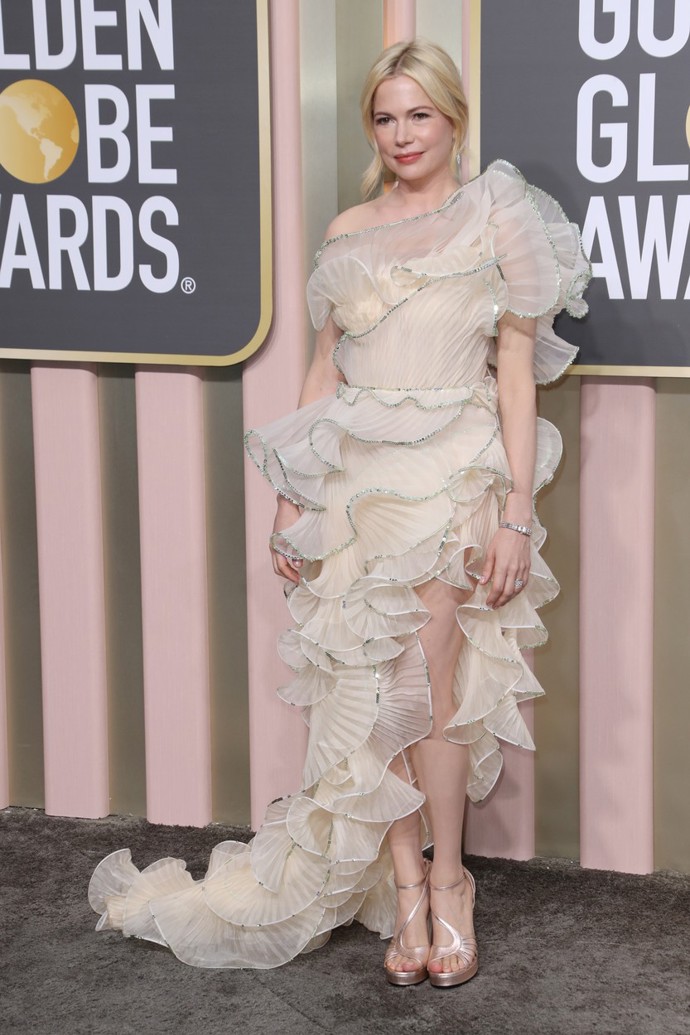 Michelle Williams jako víla ve volánkových šatech značky Gucci. 