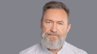 Zdeněk (55): Manželka špatně snáší stárnutí. Změnila šatník i vzhled, ale teď je tak trochu k smíchu