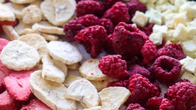 Jaké jsou výhody lyofilizovaného ovoce a kde ho koupíte