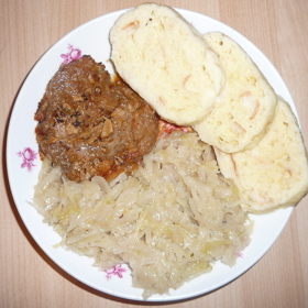 Nesmí chybět ani oblíbená klasika knedlo zelo vepřo.