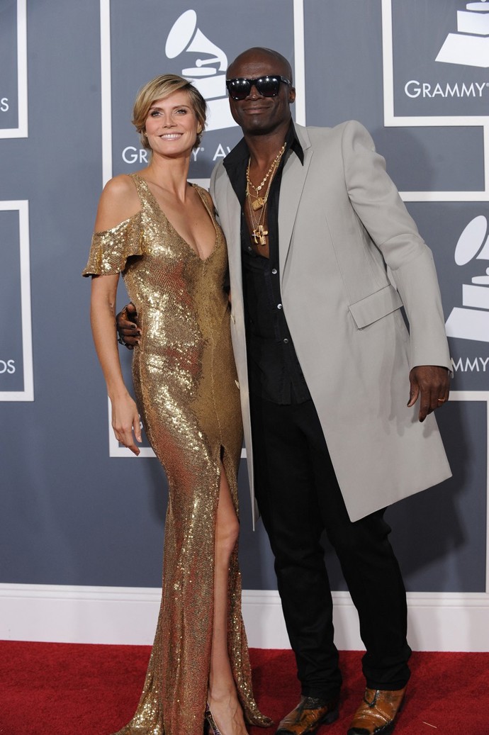 Takhle to Heidi Klum a Sealovi slušelo v roce 2011 na cenách Grammy.