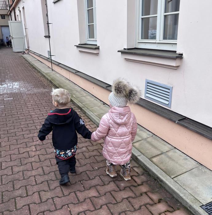Rýma potrápila i nejlepší kamarádku Pepíčka, stejně starou Aničku. "Pandemie nás přece jen zasáhla, co se týká imunity," míní Vendula.