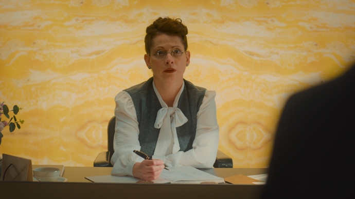 Inspiruje se skutečnými historickými událostmi.