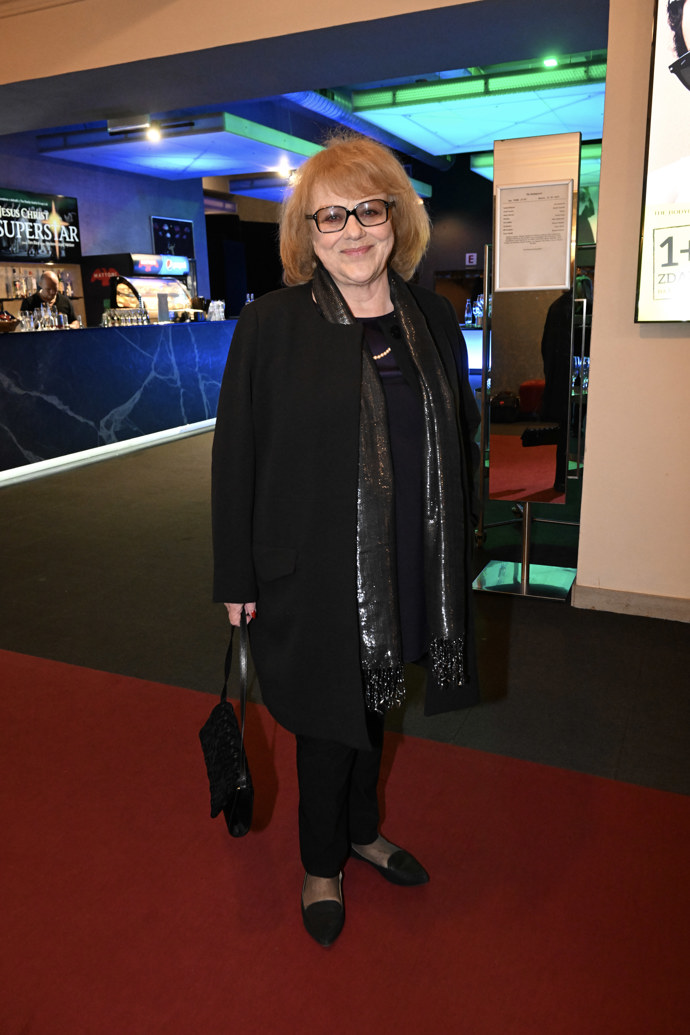 Iva Hüttnerová má společenské události v oblibě a jak říká, ráda se také hezky oblékne.