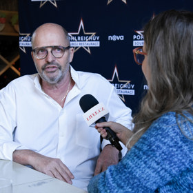 V rozhovoru pro Lifee.cz vysvětlil koncept, ve kterém se o vítězství utká 12 nejlepších podniků. Podle Zdeňka Pohlreicha se stav českých restaurací během pár let dramaticky změnil k lepšímu.