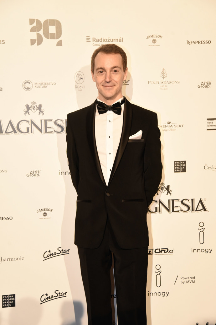 Michal Kern získal cenu za nejlepší herecký výkon v hlavní roli a získal by i za dokonalé dodržení black tie dress codu večera. Splnil vše včetně bílého kapesníčku v náprsní kapse.