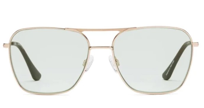 "Dahmerky" Caddis, které si Gwyneth hned dvakrát vzala do soudní síně, stojí 105 dolarů.