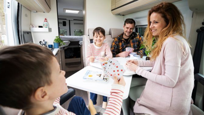Velikonoční svátky před vámi? Máme pro vás plány, kam vyrazit za tradicemi. Třeba v hotelu na čtyřech kolech