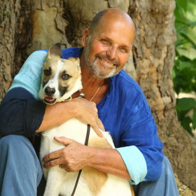 Tvrdí, že gravitaci člověk neporučí, a že jsou to "jen" vlasy. 