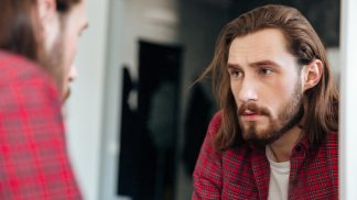 Karel (31): Odpustil jsem přítelkyni nevěru, ale teď bych ji nejraději hlídal na každém kroku