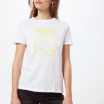 I ve světlejších barevných kombinacích působí motiv atraktivně. New Look, 649 Kč