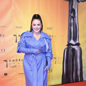 Zpěvačka Ewa Farna hlásá, že máme milovat své tělo bez ohledu na konfekční velikost.