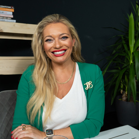 Moderátorka Lucie Borhyová byla hostem Miluše Bittnerové v talk show Na kafeečko.