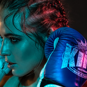 Ke zlatým medailím ji přivedla šikana, kterou si prošla v dětství. Dnes bere jako své poslání, učit děti i dospělé, jak se bránit podobným útokům.