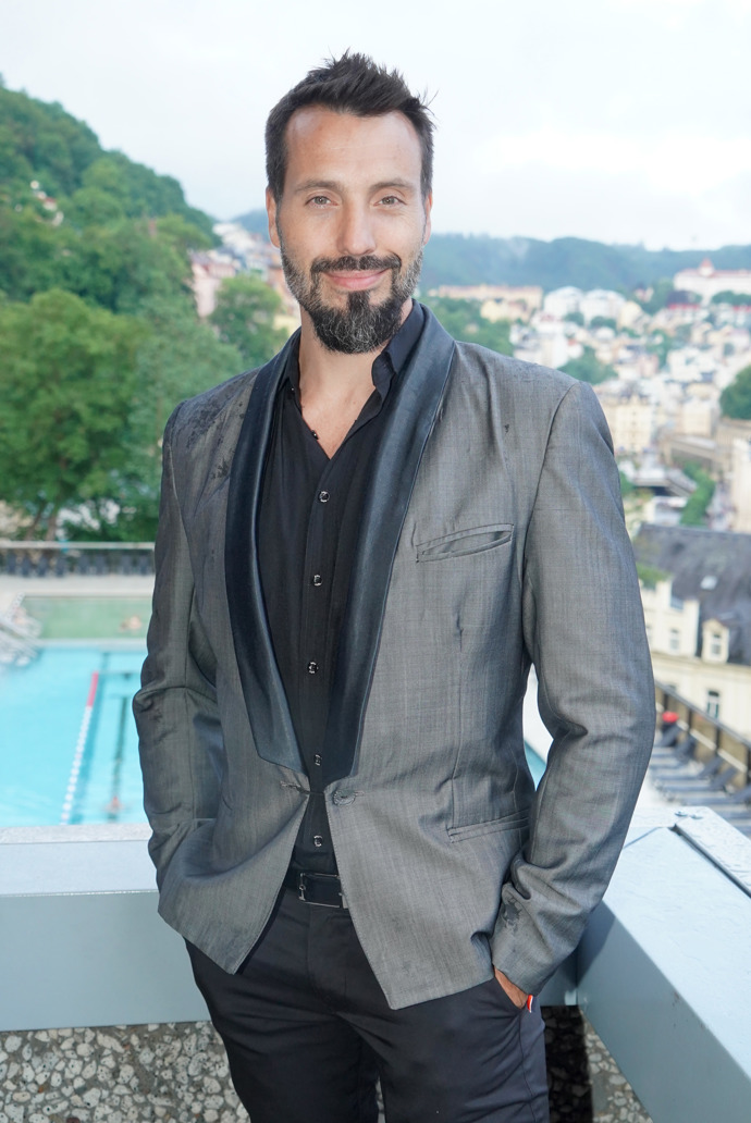 Zpěvák Václav Noid Bárta se prý naposledy holil do hladka v roce 2016 kvůli focení vizuálů pro muzikál Bonnie&Clyde.