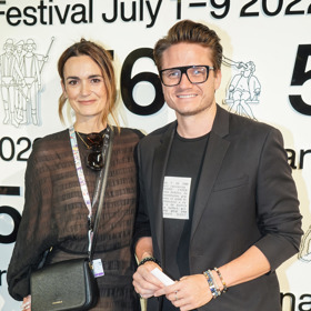 Jejich společná píseň se jmenuje Na obrázku a nalézt ji můžete na soundtracku k filmu Slovo z roku 2022.