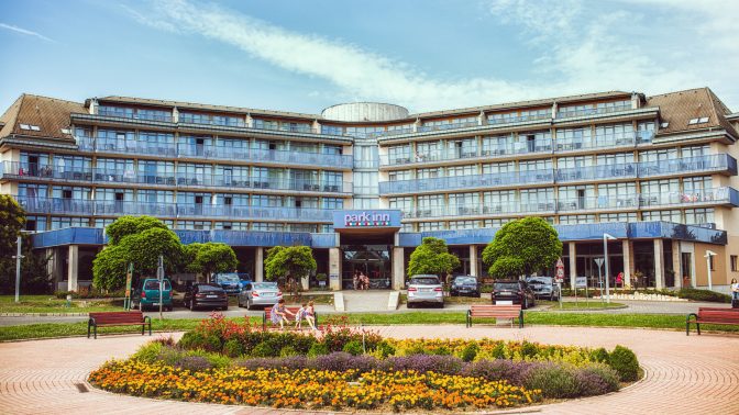 Jarní wellness v Park Inn by Radisson Sárvár Resort & Spa