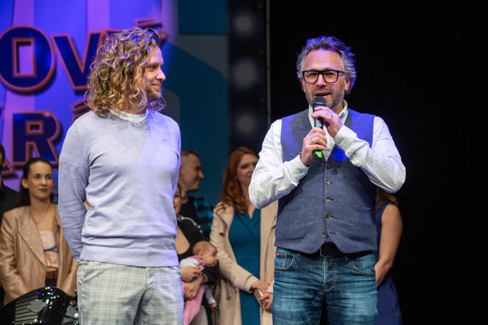 Zpěváka budeme od září vídat v muzikálu Divadla Kalich Srdcový král.