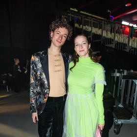 Berenika Kohoutová rovněž vsadila na oslnivě zelenou.