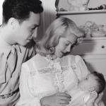 Cheryl Crane si rodinu moc neužila. Otec Stephen jaksi zapomněl, že je již ženatý s jinou ženou.