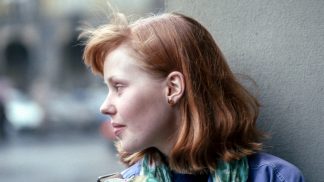 Blanka (35): V nové práci se mě hned „ujala" jedna kolegyně. Brzy mi došlo, že pomlouvá všechny kolem, včetně mě