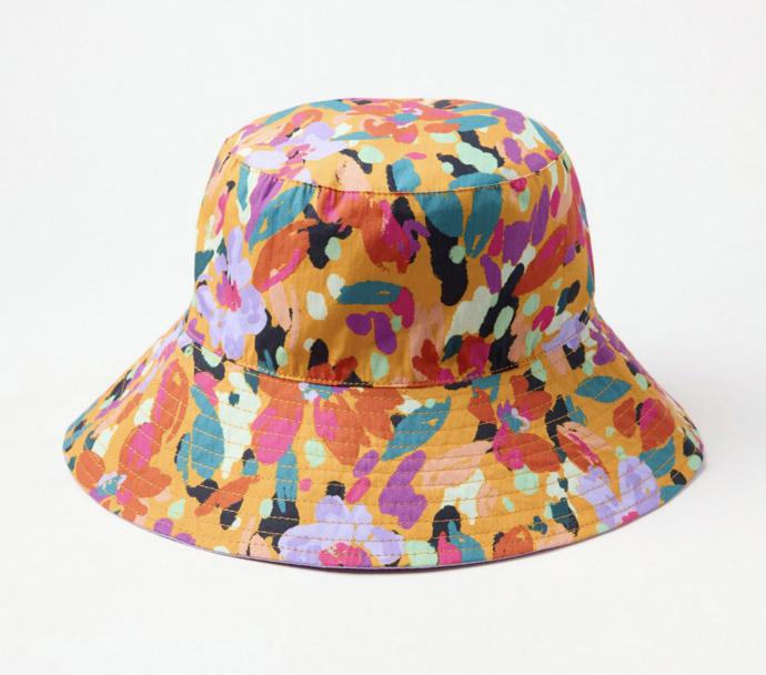 Květovaný klobouk typu bucket. Lindex, cena 499 Kč