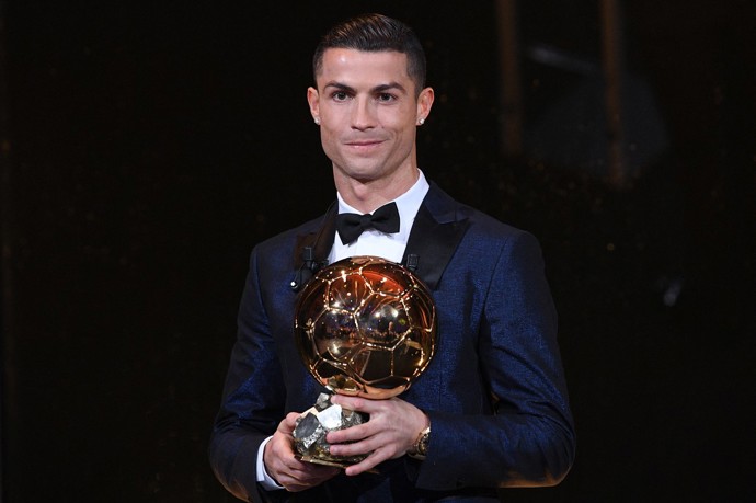 Dokazuje to pětice Zlatých míčů, které se skví v jeho soukromé síni slávy. Momentálně Cristiano Ronaldo působí v saúdskoarabském klubu an-Nasr.