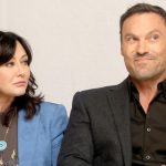 V roce 1992 se Shannen zapojila do bitky v baru, kde nechyběl ani její kolega z Beverly Hills 90210 Brian Austin Greeen. Ten z incidentu vyvázl bez zranění, zatímco seriálová Brenda si musela ledovat monokl.