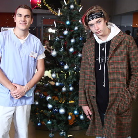 Tomas Sean Pšenička je mladším bratrem herce Davida Gránského.