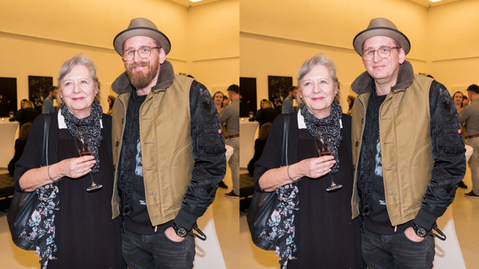 Fotograf Tomáš Třeštík by bez vousů těžko získal srdce Evy Decastelo.