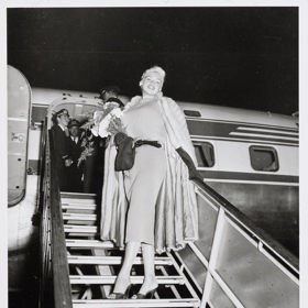 "Mám podivnou postavu - velké boky, úzký pas a široká ramena."