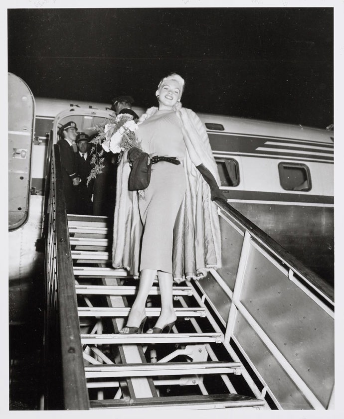 "Mám podivnou postavu - velké boky, úzký pas a široká ramena."