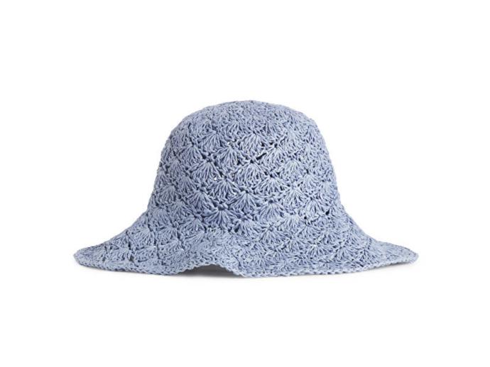Skvělý pár s kabelkou utvoří podobně vybarvený klobouček. Arket, 29 eur