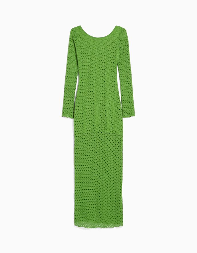 Barvy určitě nejsou háčkovaným kouskům zapovězeny. (Bershka, 999 Kč)