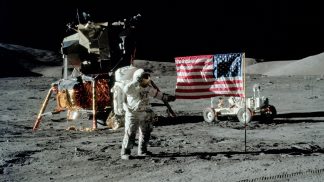 Záhadná měsíční nemoc: Astronauty trápí ztráta paměti, změny nálad a bolesti kloubů, zřejmě za to může záření