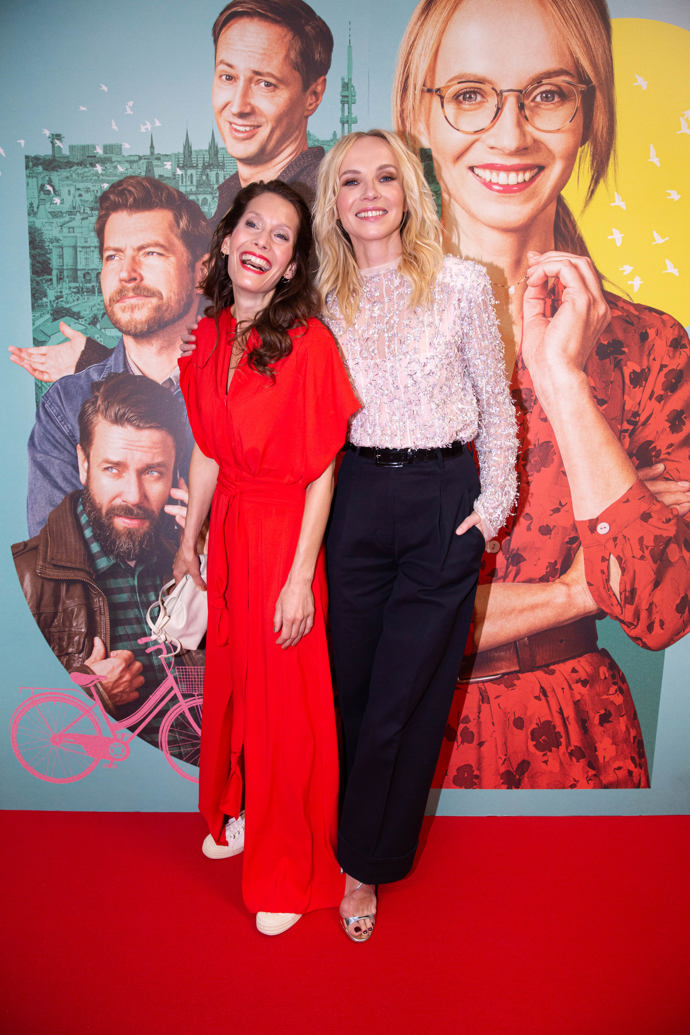 Takhle to dámám slušelo společně.