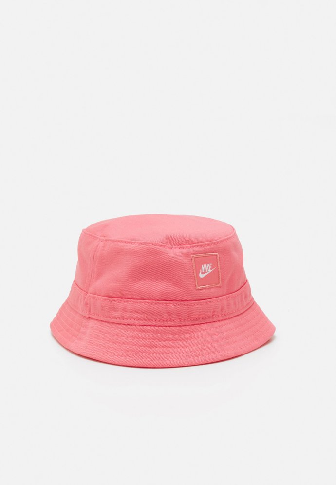 Plátěný. Nike, 499 Kč