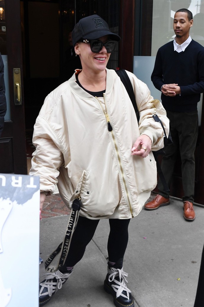 Zpěvačka Pink zjevně miluje nadměrné velikosti. 