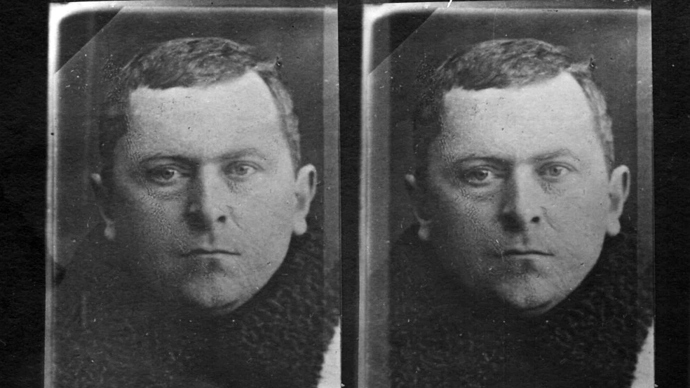 Aleksandr Uspensky (NKVD, GPU) prchal během Velké čistky před Josifem Stalinem. Snažil se, aby vše vypadalo jako sebevražda. Když pak milenka vyhodila Alexandra z bytu, objevili ho na nádraží jeho kamarádi z NKVD...