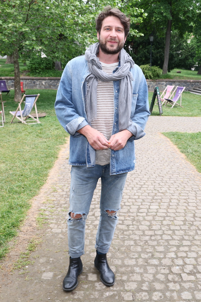 Herec Marek Němec prý bez vousu nesmí přes práh.