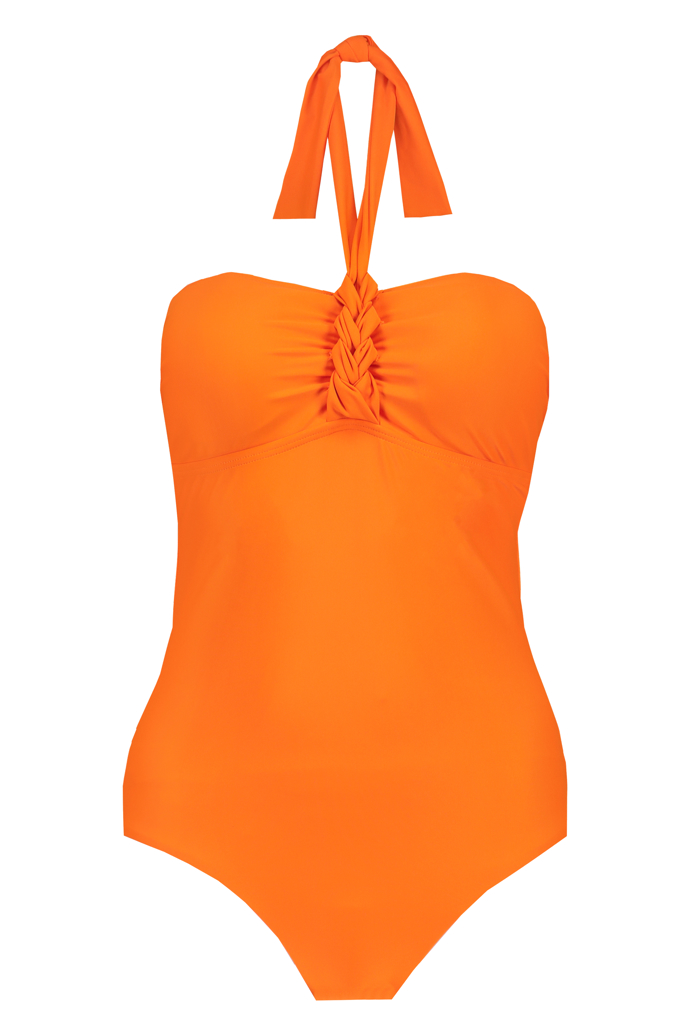 Halter neck prvek dominuje plavkám s vyztuženými košíčky a dalšími plastickými detaily. (F&F, 699 Kč)