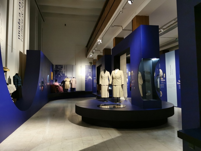 Výstavu hostí dva velké sály muzejní budovy.