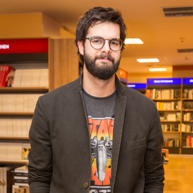 Jonáš Ledecký je úspěšný autor komiksů.