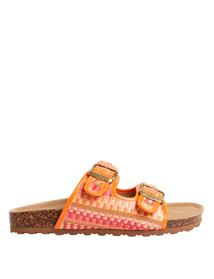 Barvám neunikly ani doplňky. (Marks&Spencer, 899 Kč)