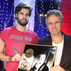 Jonáš Ledecký se svým tátou Jankem.