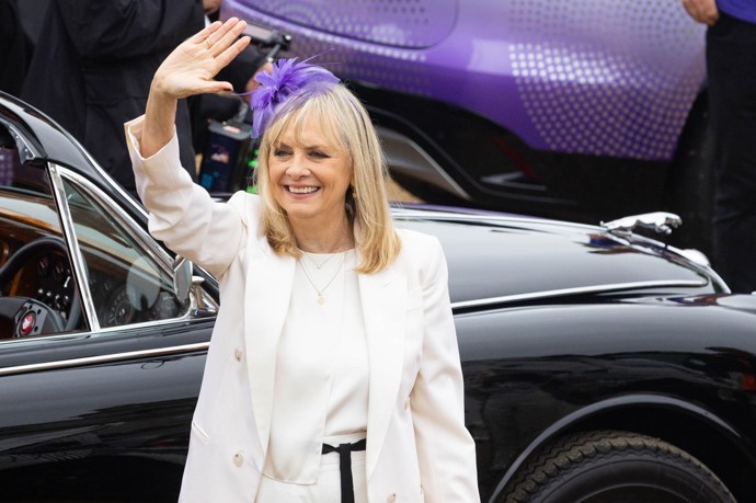 Twiggy je momentálně spokojenou babičkou, ač toto oslovení odmítá, ráda chodí do supermarketů a tráví čas s rodinou. O plastikách zatím neuvažuje a botoxu se celý život vyhýbá obloukem.