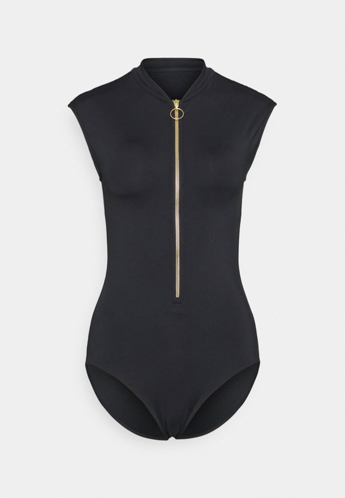 Imitace neoprenového obleku. Plavky s přinechanými rukávky a zapínáním na dlouhý zip. (Seafolly, 2 880 Kč)